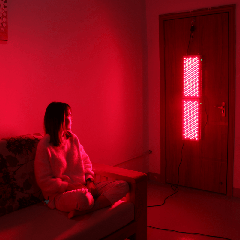 Pionowe zawieszenie na drzwiach w domu Przyrząd do leczenia światłem czerwonym całego ciała Dwa zmontowane RD1000 Rejestr FDA